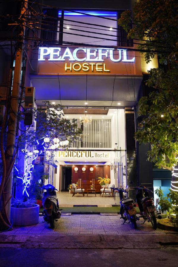 Khach San Gia Tot Da Nang Peaceful Hostel Exterior foto